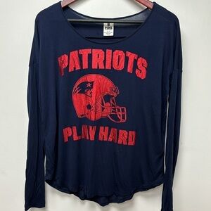 LOVE PINK Victoria's Secret New England Patriots Women's T-Shirt S-P